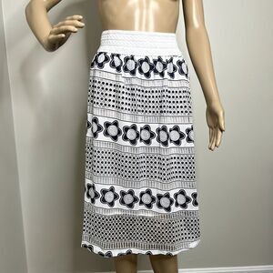 White Floral Lace Knee Length Skirt